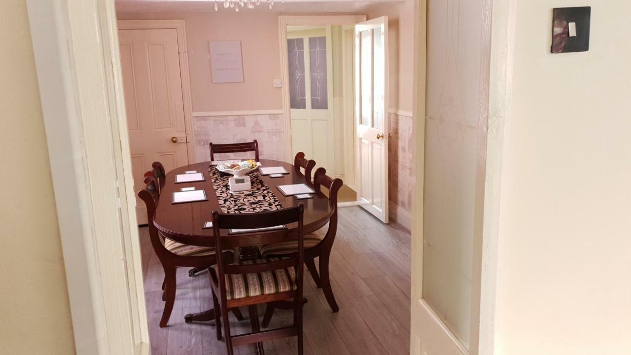Grandeur Holiday Home, With Free Parking Clacton-on-Sea Exterior photo