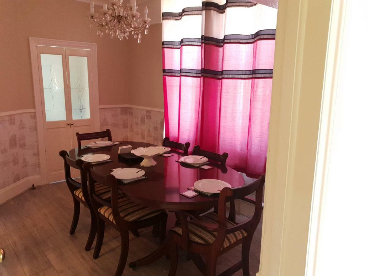 Grandeur Holiday Home, With Free Parking Clacton-on-Sea Exterior photo